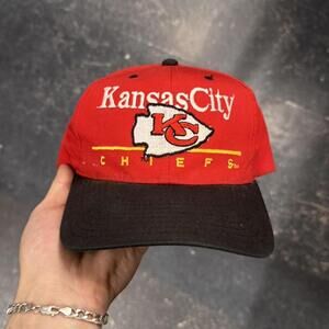 Vintage 90s Kansas City Chiefs Snap Back